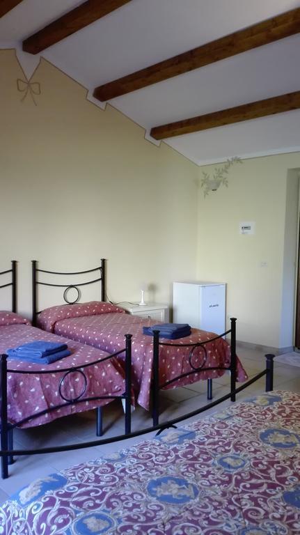 Agriturismo Monte Pino Telti ภายนอก รูปภาพ