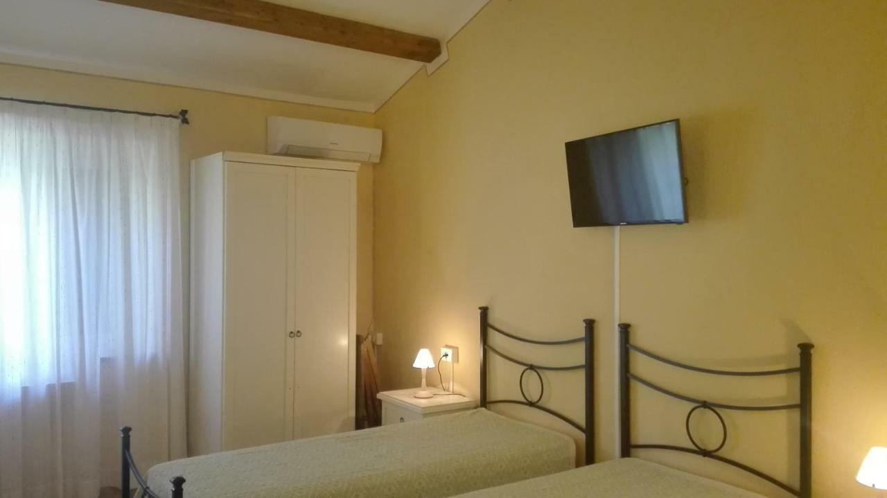 Agriturismo Monte Pino Telti ภายนอก รูปภาพ