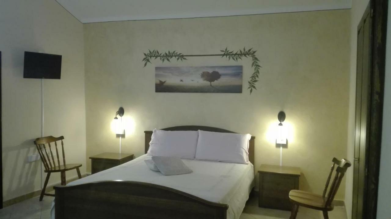 Agriturismo Monte Pino Telti ภายนอก รูปภาพ